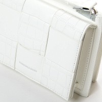 Женская сумочка из кожезаменителя FASHION 22 8905 white
