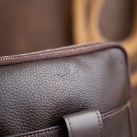 Мужская кожаная сумка через плечо SHVIGEL 11286