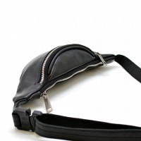 Кожаная черная сумка на пояс Tarwa ga-3034-4lx