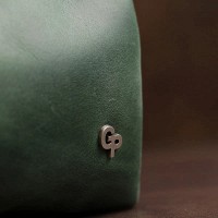 Женская кожаная косметичка GRANDE PELLE 11573