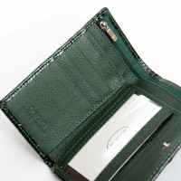 Женский лаковый кожаный кошелек PE DR. BOND PEW214 green
