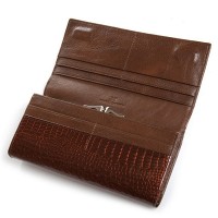 Женский кожаный лаковый кошелек SERGIO TORRETTI FEW1-V-2 brown