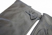 Женские кожаные перчатки Shust Gloves чёрные 369s1 S