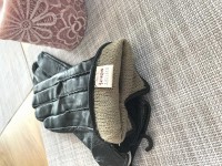 Женские кожаные перчатки Shust Gloves чёрные 373s1 S