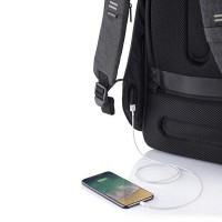 Рюкзак черный антивор XD Design Bobby Hero Small Black (P705.701)