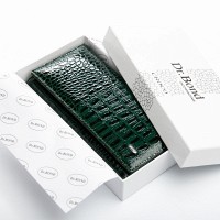 Женский лаковый кожаный кошелек PE DR. BOND PEW1-V-2 green