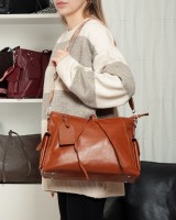 Женская кожаная сумка классическая ALEX RAI 91008-9 camel