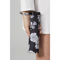 Женский механический зонт Fulton L340 Miniflat-2 Black and White Floral (Черно-белые цветы)