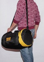 Спортивная сумка желтая с черным MAD 40L