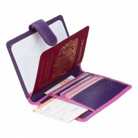 Кожаная обложка для паспорта Visconti rb75 berry m