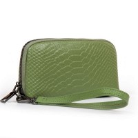 Женская кожаная косметичка Cosmetic 60095-19 apple green