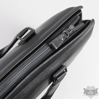 Мужской кожаный черный деловой портфель