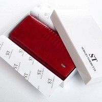 Женский кожаный лаковый кошелек SERGIO TORRETTI FEW501 red