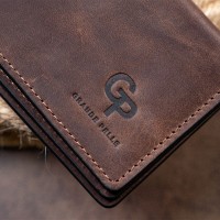 Женская кожаная визитница с обложкой для ID-паспорта  GRANDE PELLE 11292 Коричневая