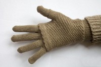 Вязаные бежевые женские перчатки-митенки Shust Gloves