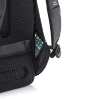 Рюкзак черный антивор XD Design Bobby Hero Regular Black P705.291