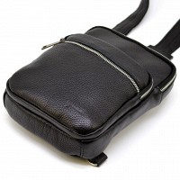 Кожаная черная сумка-рюкзак TARWA fa-0904-4lx