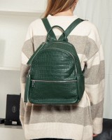 Женский кожаный рюкзак ALEX RAI 95518-9 green