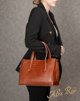 Женская кожаная сумка ALEX RAI 8815 coffee croco
