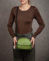 Женский молодежный кожаный клатч ALEX RAI 29052 apple green