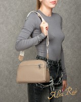 Женский молодежный кожаный клатч ALEX RAI 99092 beige