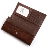 Женский кожаный лаковый кошелек SERGIO TORRETTI FEW501 brown