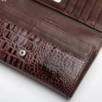 Женский лаковый кожаный кошелек PE DR. BOND PEW501 brown