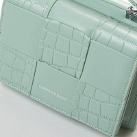 Женская сумочка из кожезаменителя FASHION 22 8905 green