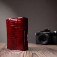Женский лаковый кожаный кошелек ST Leather 22731 