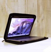 Мужская кожаная папка для MacBook 13″ Issa Hara «GO-AHEAD MAN» MC13-01 (11-00)