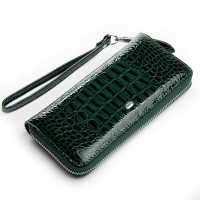 Женский лаковый кожаный кошелек PE DR. BOND PEW38 green