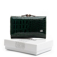 Женский лаковый кожаный кошелек PE DR. BOND PEW214 green