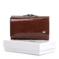 Женский кожаный лаковый кошелек SERGIO TORRETTI FEW214 brown