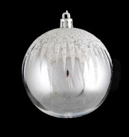 Шар на елку серебристый заснеженный Новогодько d-8 972904
