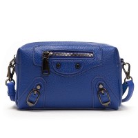 Женский молодежный кожаный клатч ALEX RAI 60072 royal blue
