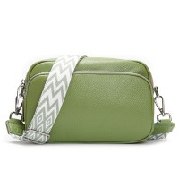 Женский молодежный кожаный клатч ALEX RAI 3803 apple green