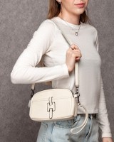 Женский молодежный кожаный клатч ALEX RAI 99102 white