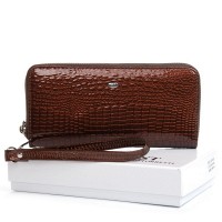 Женский кожаный лаковый кошелек SERGIO TORRETTI FEW38 brown