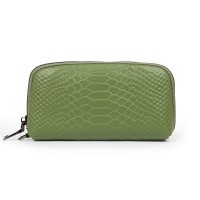 Женская кожаная косметичка Cosmetic 60095-19 apple green